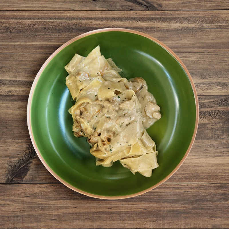 Pappardelle ai Funghi Porcini — wide ribbon pasta with porcini mushrooms